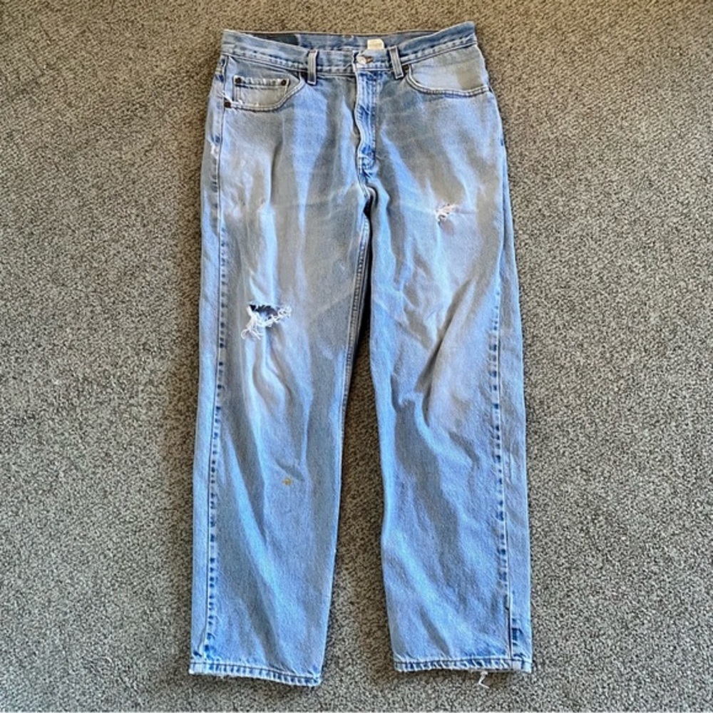 Vintage Levi’s 901 Relaxed Straight Leg Light Wash Jeans 34x30